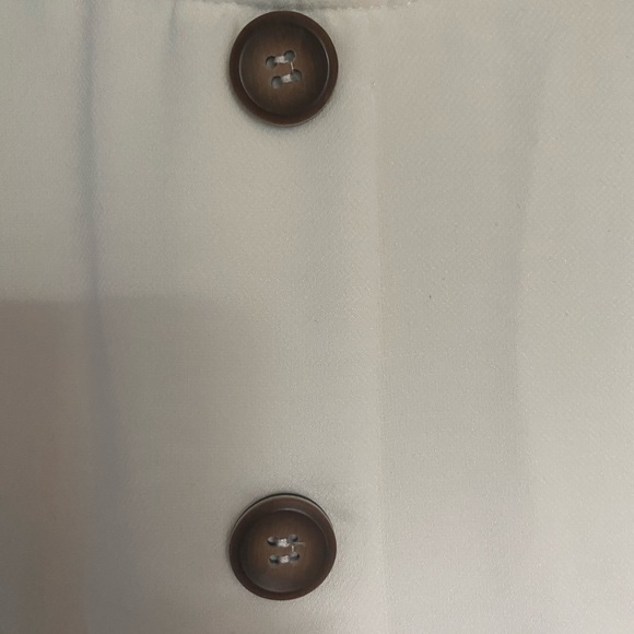 Cleo Petites White Blouse with Brown Buttons - Picture 4 of 6